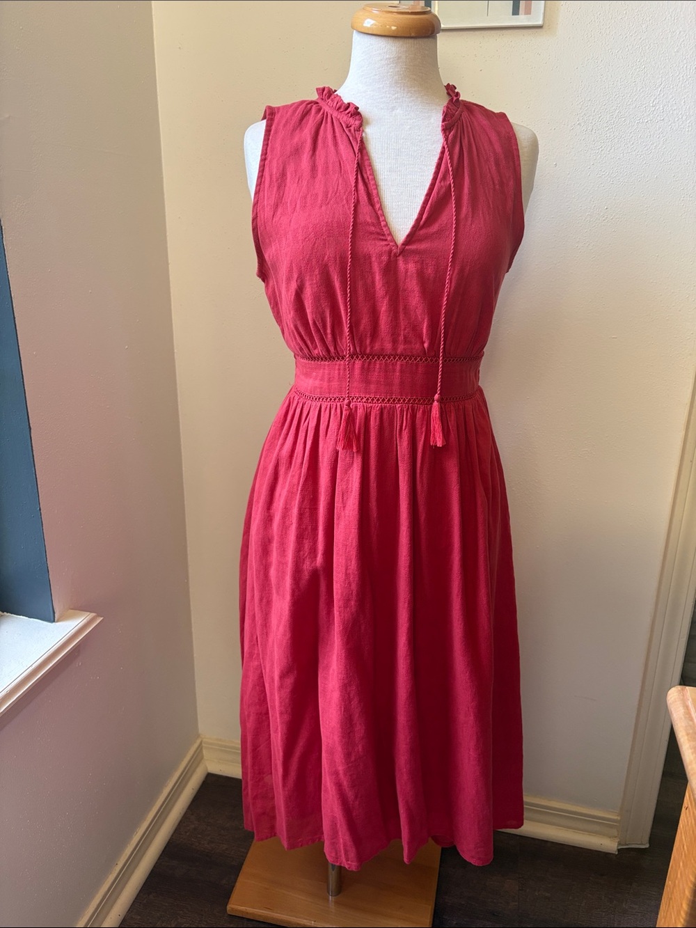 Old Navy Raspberry Sleeveless Midi Dress with V-Neck